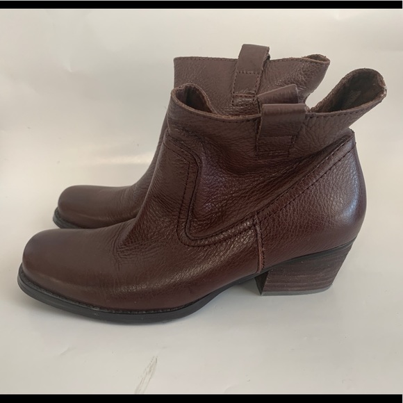 Nine West Brown Leather Booties Square Toe - sz 6 - Picture 5 of 6
